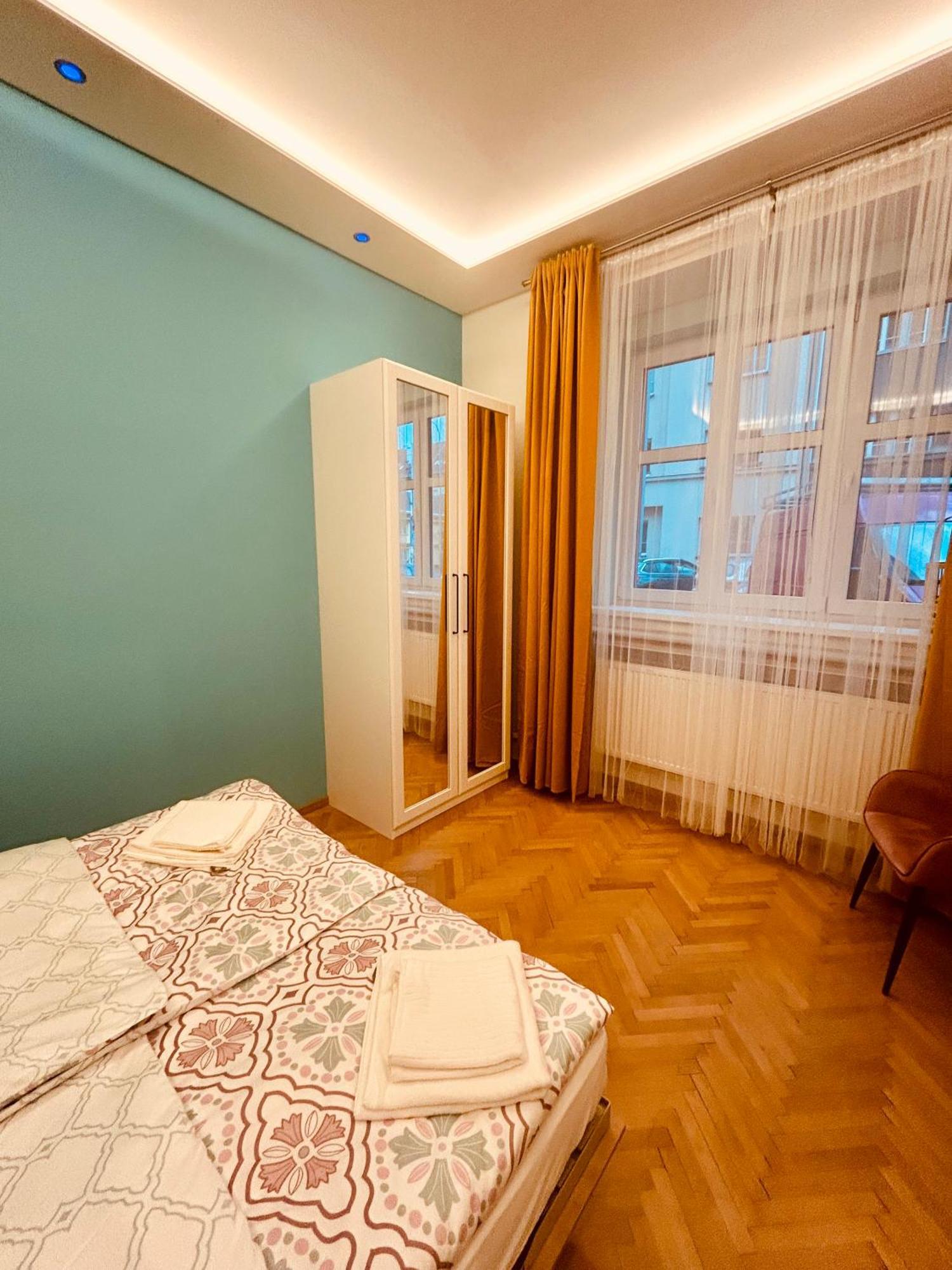 Moderni Apartman Na Hluboke V Praze - Idealni Pro 4 Prag Dış mekan fotoğraf