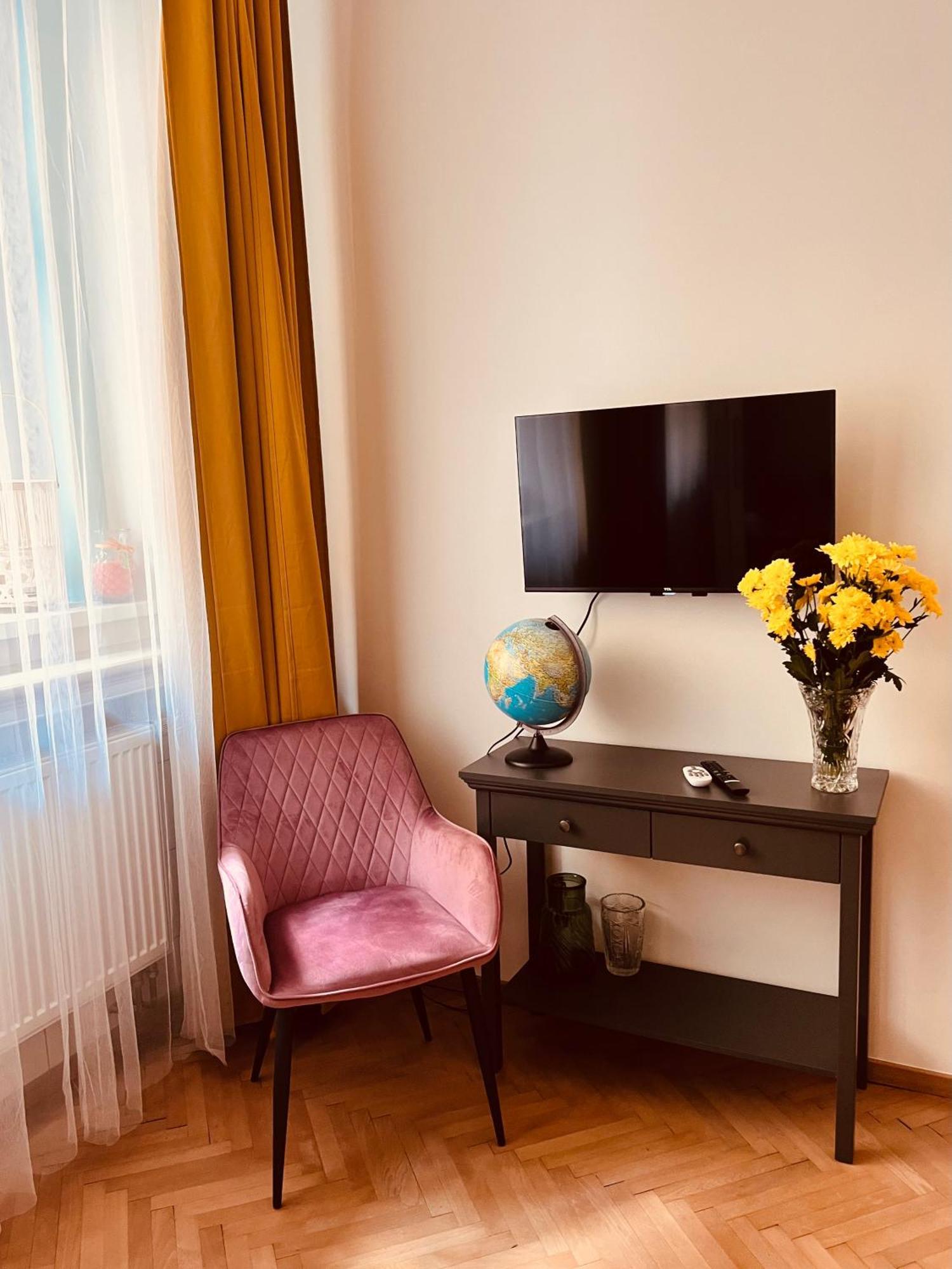 Moderni Apartman Na Hluboke V Praze - Idealni Pro 4 Prag Dış mekan fotoğraf